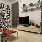 Art In Center *